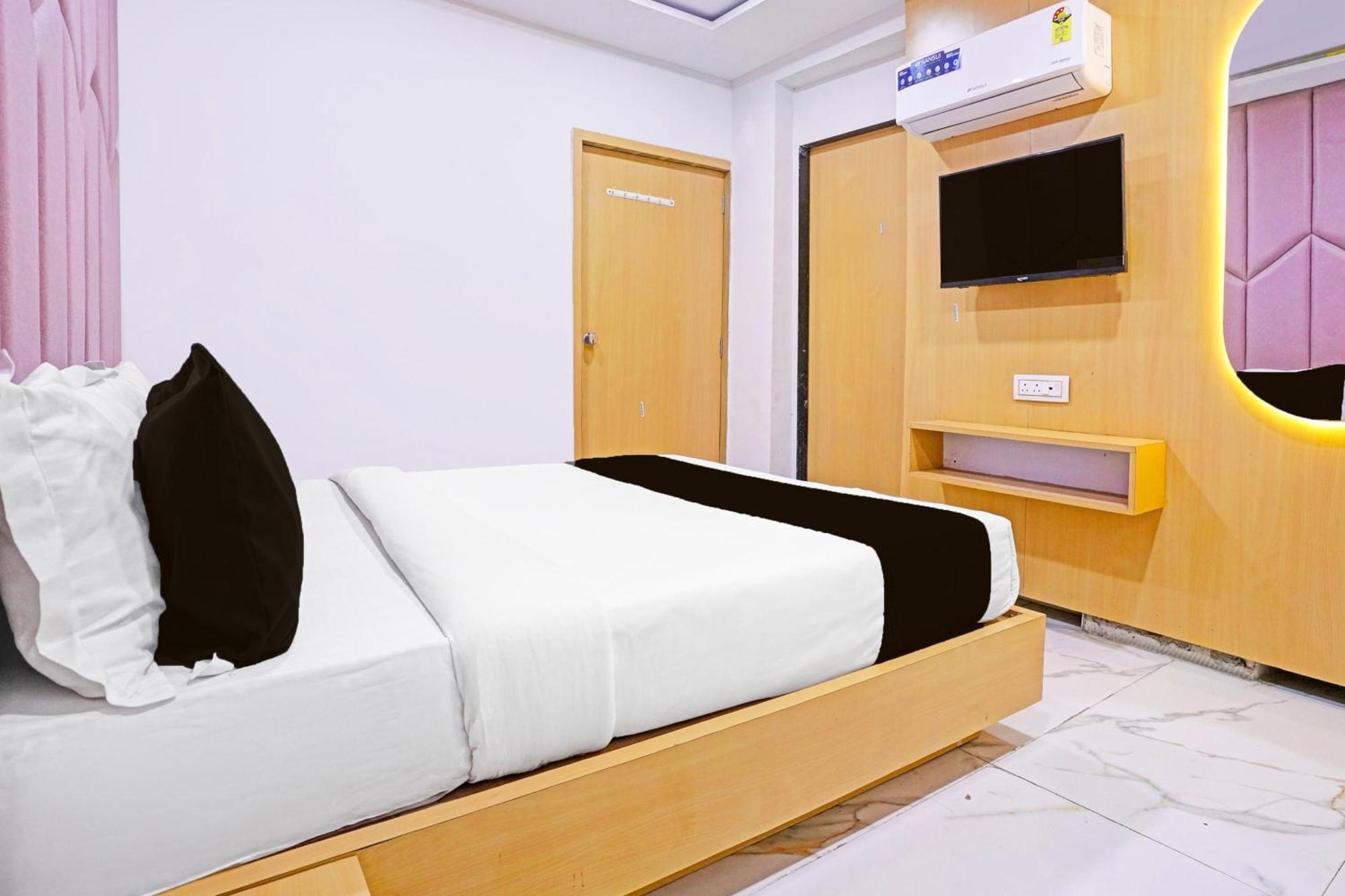 Hotel O Patang 24 アーメダバード エクステリア 写真