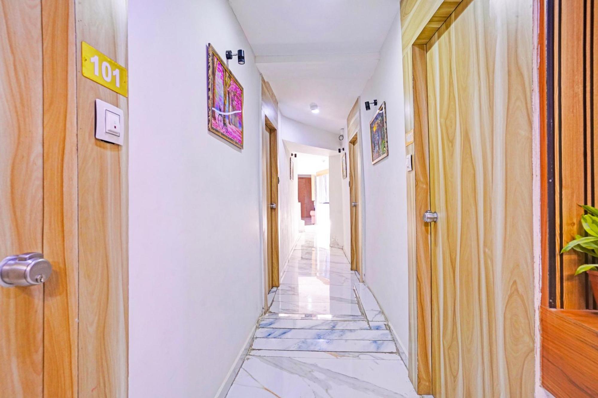 Hotel O Patang 24 アーメダバード エクステリア 写真